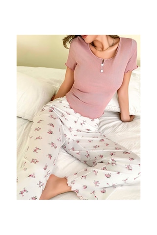 Kadın Çiçekli Desen Yumuşak Pamuklu Uzun Pijama Takımı 5131 Çok Renkli