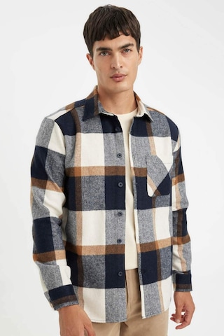 DeFacto Regular Fit Normal Kesim Kareli Oduncu Flanel Uzun Kollu Gömlek A5553AX24AUNV64 Lacivert