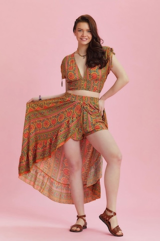 Derin Ön Yırtmaçlı Fırfırlı Uzun Çingene Etek 001