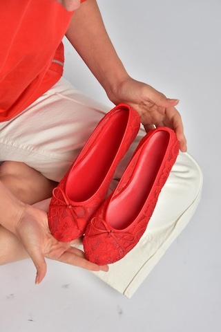 Fox Shoes Y726785206 Kırmızı Dantelli Kadın Babet