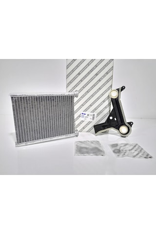 Alfa Romeo Giulietta Kalorifer Radyatoru