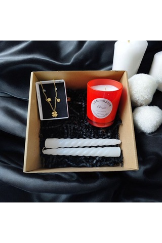 Denic Hediye Seti Kokulu Kırmızı Bardak Mum Yonca Kolye Beyaz Burgulu Mum