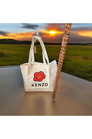 Kenzo Plaj Ve Günlük Kullanım İçin Kadın Çntası Genişlik 48- Derinlik- 38 Vintage Bej - Beyaz