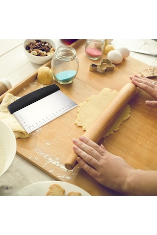 Hamur Pasta Tezgahı Kesici Kazıyıcı, Paslanmaz Çelik Pizza Kesici, Bulaşık Makinesi Uyumlu, Lazer Ölçekli, Siyah Siyah