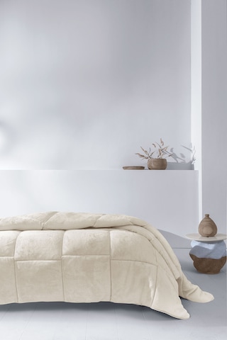 Yataş Bedding Macaron Tek Kişilik Wellsoft Yorgan - Krem