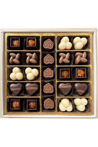 Nutat 300g 25'li Spesiyal Hediye Çikolatası - Leblebi Dolgulu & Karışık Aroma Gurme Seçkitürk Motif