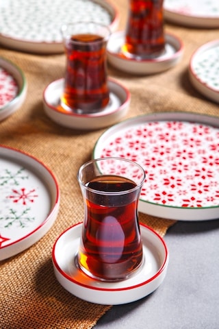 18 Parça Stackable Christmass Kahvaltı Çay Takımı Seti - Çay Bardaklı Yılbaşı Kahvaltılık Çay Seti Çok renkli