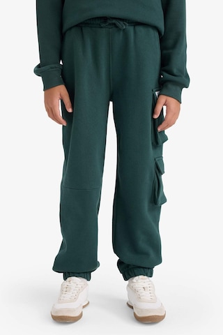 Defacto Erkek Çocuk Kargo Fit Slogan Baskılı Kalın Sweatshirt Kumaşı Pantolon G5637a825cwgn536 Yeşil-gn536