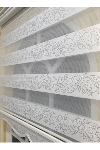 Zebra Stor Perde Sarmaşık Desen Gümüş Simli Etek Dilimli Stb9300 V 01