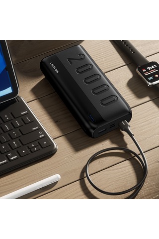 Lenyes PX235P 10 W 20000 mAh Led Işık Göstergeli Taşınabilir Powerbank Siyah