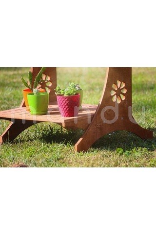 “Mandu” Ahşap Saksı Rafı