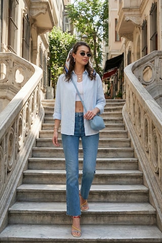 Lela Pamuklu Regular Fit Uzun Kollu Düz Bayan Gömlek Cf25S168305 Mavi