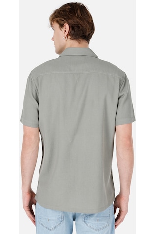 Colin's Colins Normal Kesim Shirt Yaka Cepsiz Yeşil Erkek Kısa Kol Gömlek Cl1066937 Cl1066937 Q1.v1 Kha Haki