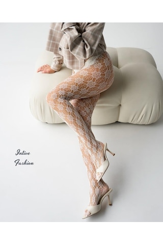 Intive Fashion Daisy Papatya Desenli Büyük Fileli Modern İthal Külotlu Çorap Beyaz
