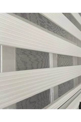 Krem Geniş Pliseli Zebra Stor Perde Eteği Dilimli Alüminyum Kasa+metal Ayak