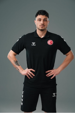 Hummel Armin Milli Takım Kamp Tişört Siyah
