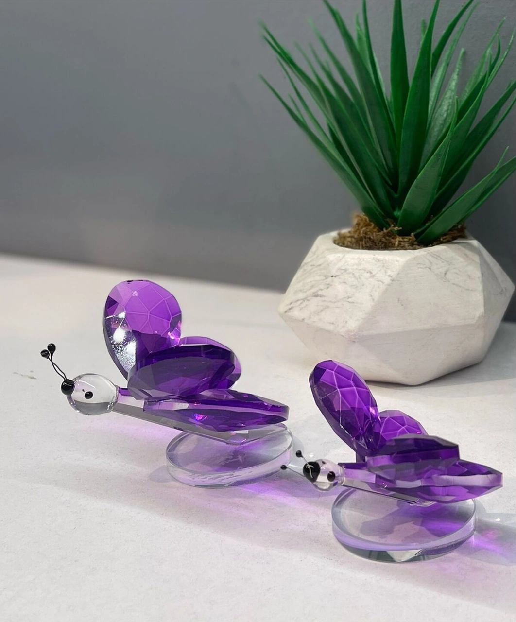 Dekoratif Kristal Cam Ikili Kelebek Biblo Mor .