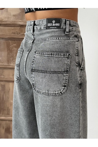 Kadın Skater Fit Yırtık Detaylı Yüksek Bel Kot Pantolon Gri Gri