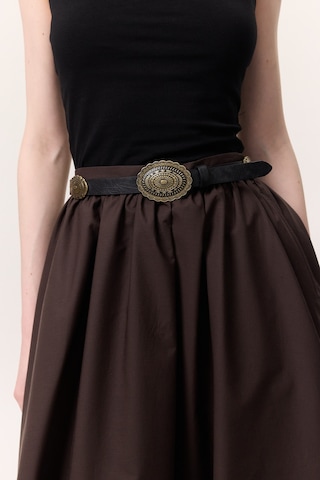 Kabartma Tokalı Kemer Siyah Siyah