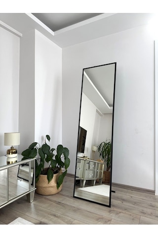 Effe Siyah Metal Çerçeveli Ayaklı 180x50 Cm Boy Aynası