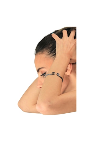 Kadın Lak Siyah Renk Kaplama Ayarlanabilir Açık Band Spiral Formlu Bileklik Siyah