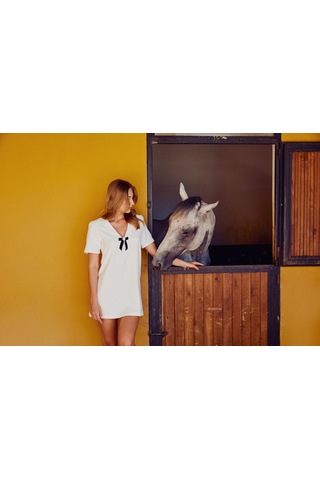 Fiyonklu Derin Yaka Mini Elbise Beyaz BEYAZ