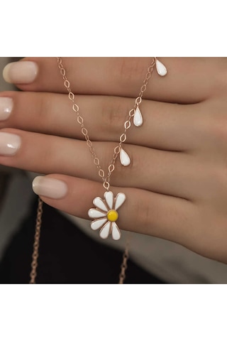 Casera's Gümüş Rose Papatya Seviyor Sevmiyor Kadın Kolye Csr2180810 Gümüş