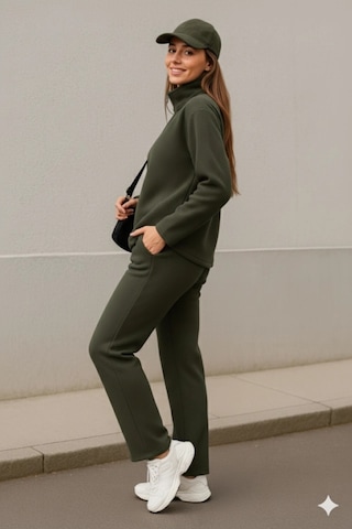 Defymoda Kadın Balıkçı Yaka Fermuar Detay Polar Sweat Ve Pantolon Ikili Takım Haki