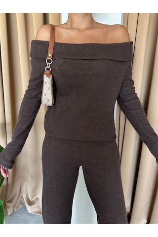 Modagen Selanik Kumaş Madonna Yaka Alt Üst Pantolonlu Takım Kahve