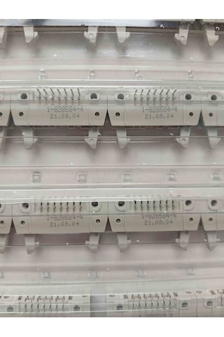 1-828584-4 14pos Tyco Soket