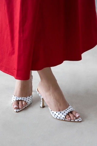 Wolk Shoes Franco Kadın Topuklu Deri Arkası Acık Topuklu Ayakkabı Beyaz Puantiye