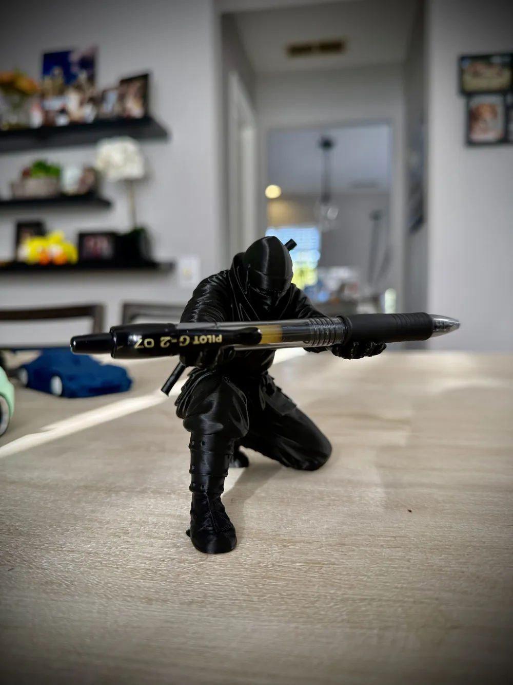 3d Baskı Ninja Figürlü Dekoratif Kalemlik Masaüstü Kalem Tutucu Siyah