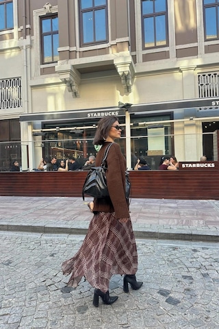 Asur Boutique Asur Butik Kadın Asimetrik Kesim Şifon Astarlı Etek Kahverengi