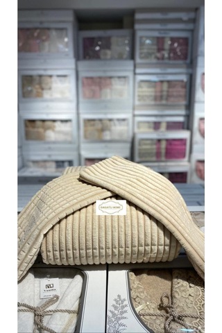 Saraylı Home Merinos Modern Line Yatak Örtüsü Krem