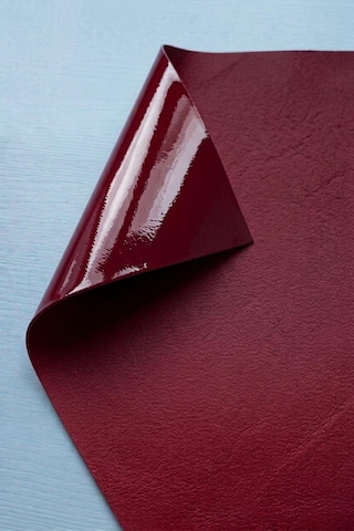 Kendinden Yapışkanlı Deri Yama Koltuk Sandalye Araç İçi Kaplama Ve Yırtık Tamir Kumaşı Beyaz 45 Cm X 100 Cm 312 - Mat Bordo