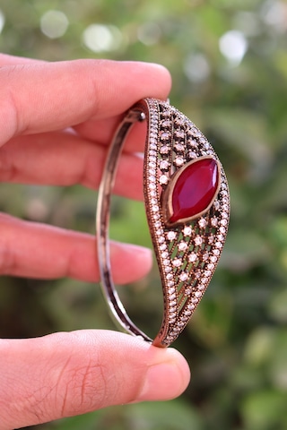 Yakut Taşlı Zirkon Süsleme El İşi Gümüş Otantik Kadın Bilezik 201024743 Gümüş