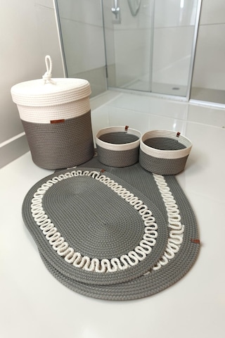 El Yapımı Dekoratif Örgülü Model 5'li Banyo Seti 2 Li Paspas 50x80 Cm Ve 40x60 Cm + Sepetler 18x18 Cm & Çamaşır Sepeti 35x33 Cm Gri El Yapımı Dekoratif Örgülü Model 5'li Banyo Seti 2 Li Paspas 50x80 Cm Ve 40x60 Cm + Sepetler 18x18 Cm & Çamaşır Sepeti 35x33 Cm Gri