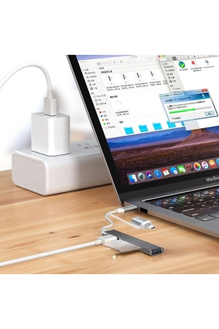 4 Port'lu Bağlantı İstasyonu Ultra İnce Usb Bölücü Type-c Tipi Çoklu Arayüz Adaptörü Multi Usb Çoklayıcı Belirtilmemis