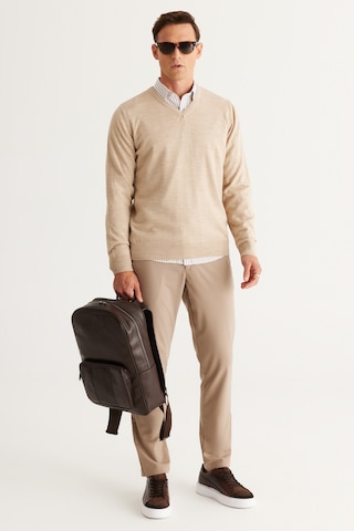 AC&Co / Altınyıldız Classics Altinyildiz Classics Erkek Bej Standart Fit Normal Kesim V Yaka Triko Kazak 4A4923100002BEJXXL Bej