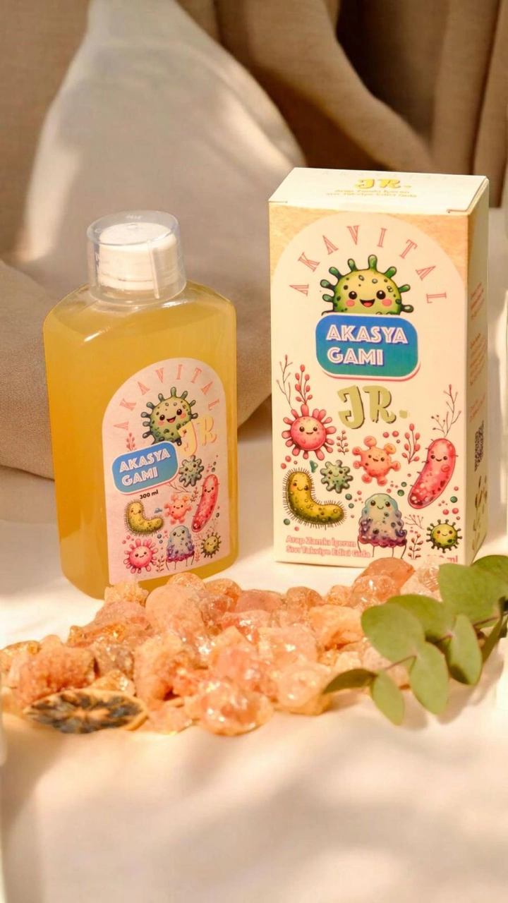 Akavital Jr. Arap Zamkı İçeren Sıvı Takviye Edici Gıda 300 ML