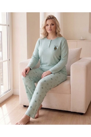 Eyfuze Kadın Kışlık Büyük Beden Curve Nakışlı Desenli Yakası Düğmeli Uzun Kollu Pijama Takımı Yesil