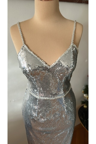 Chica Rosa Fashion Gümüş Pullu Askılı Midi Elbise