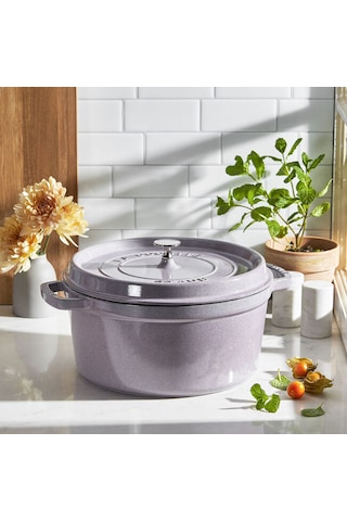 Staub La Cocotte Döküm Tencere Kiraz Çiçeği 28 Cm 6.75 L Yuvarlak Açık Pembe