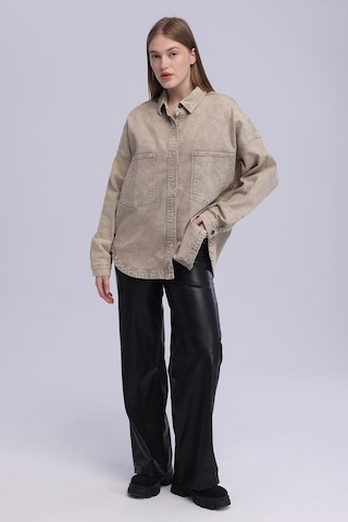 Selectmoda Kadın Çift Cepli Çıtçıt Kapamalı Oversize Kot Gömlek bej