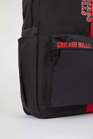 Defacto Unisex NBA Chicago Bulls Spor Baskılı Su İtici Kumaş Okul Çantası A4611AXNSKR1 Çok Renkli