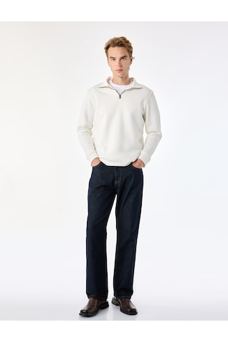 Koton Şardonlu Regular Fit Uzun Kollu Fermuarlı Yaka Sweatshirt Beyaz 7wam70003mk