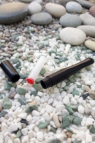 Denicotea Siyah Karbon Filtreli 9 Mm. Normal Sigara Ağızlığı Kb62 Siyah