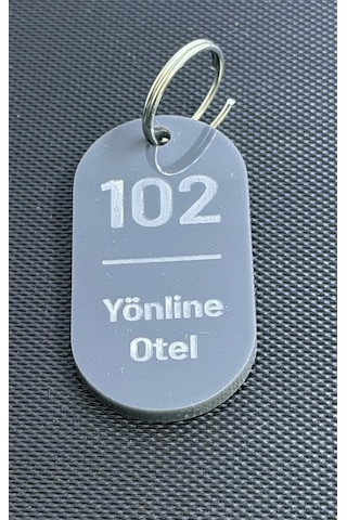 4'lü Kişiselleştirilebilir Antrasit Otel Bungalov Apart Yurt Tesis İsimli Oda Numaralı Anahtarlık Siyah