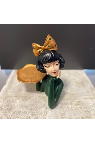 Elinde Tepsi Tutan Servis Yapan Kız Biblo