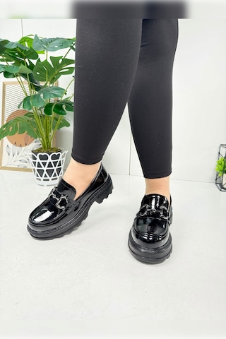 Günlük Kadın Loafer V Tokalı Kalın Topuklu Tırtıklı Tabanlı Oval Burunlu Makosen Ayakkabı 7455 - 7453 7453-siyahrugan